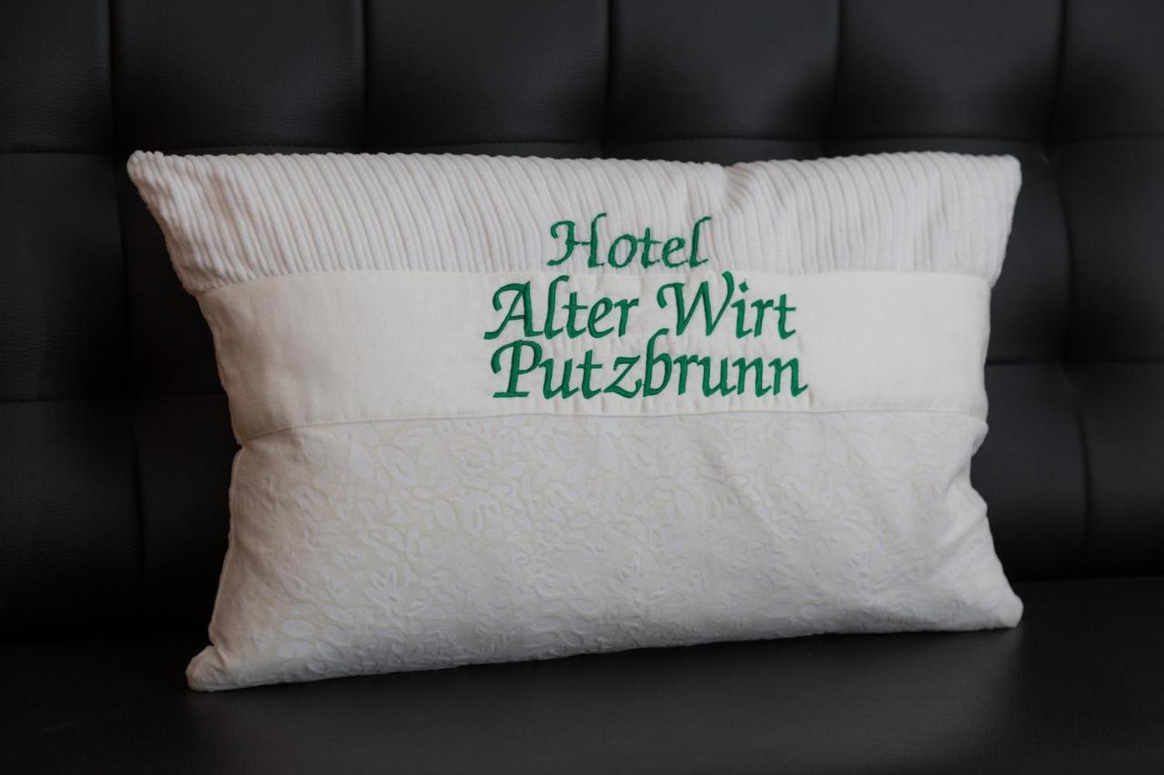 Alter Wirt Putzbrunn Hotell Eksteriør bilde